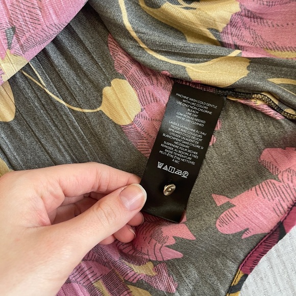 Anthropologie floral draped blouse size small puff sleeves - Picture 8 of 11